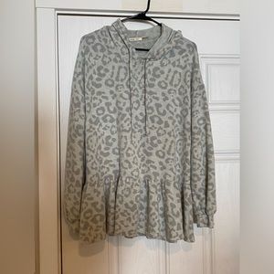 Byron Bay super soft gray leopard print hoodie, size large